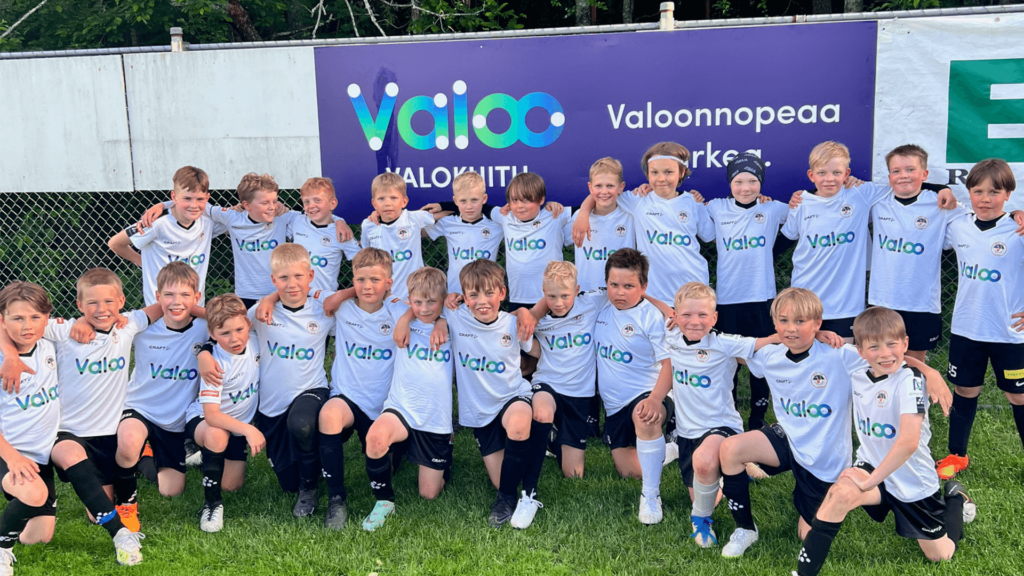 Valoo sponsoroi MuSan Salaman jalkapallojoukkuetta.
